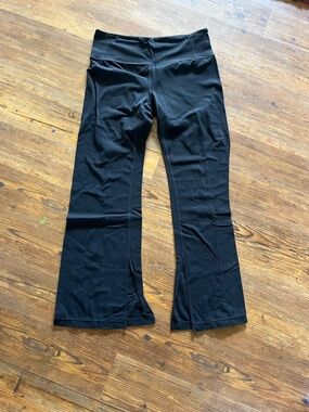 Womens Athleta petite large Black Flared Active Leggings